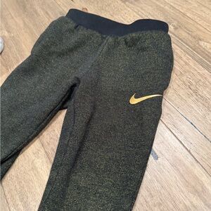 XS little kids toddler size 4 Nike Black and Gold Jogger sweatpants